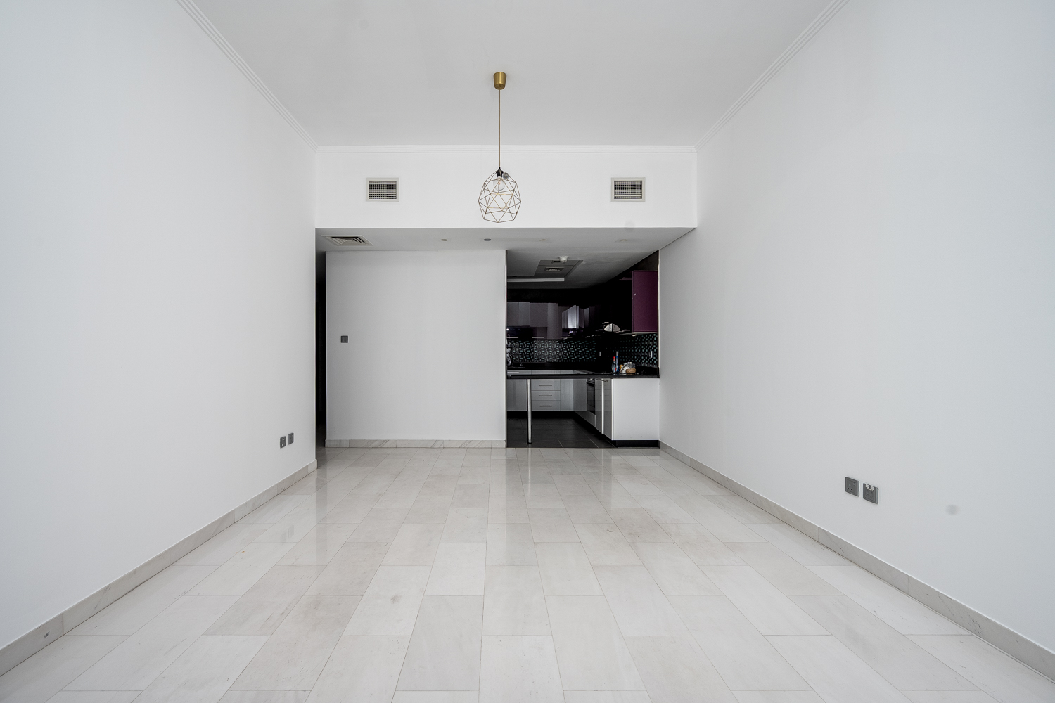 1 Bedroom Apartment in Cayan Tower