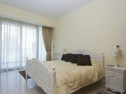 2 Bedrooms Apartment in Trident Grand Residence