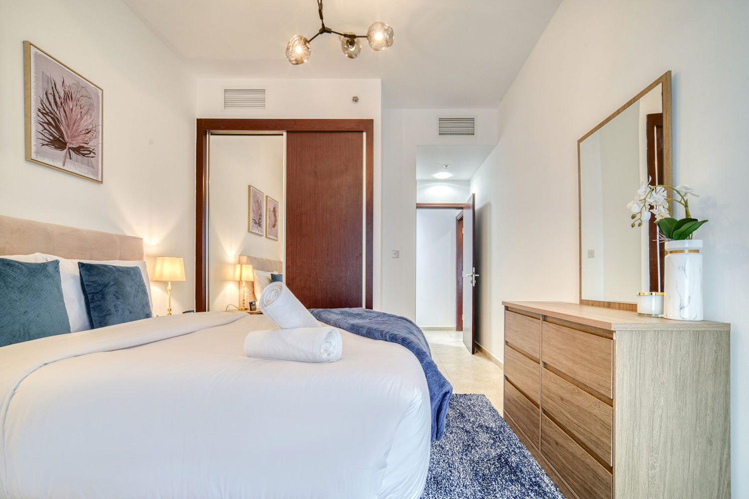 2 Bedrooms Apartment in Elite Residence