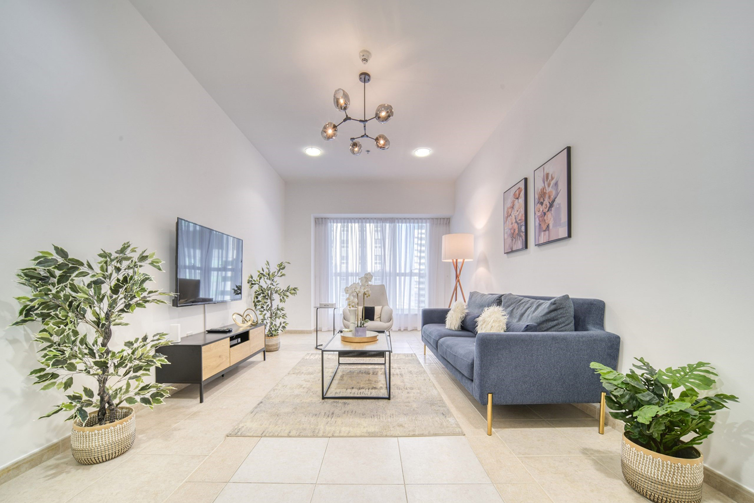 2 Bedrooms Apartment in Elite Residence