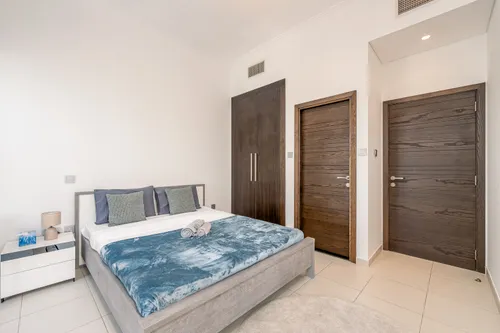 2 Bedrooms Apartment in Cayan Tower