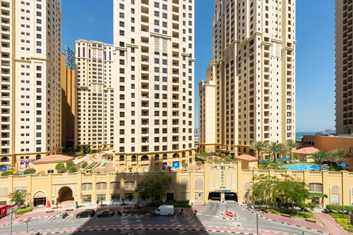 1 Bedroom Apartment in Shemara Tower