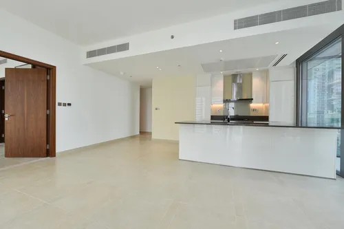 2 Bedrooms Apartment in Marina Gate 1