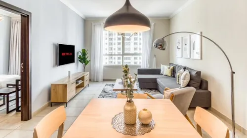 1 Bedroom Apartment in Marina Quays West