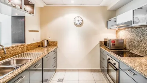 1 Bedroom Apartment in Marina Quays West