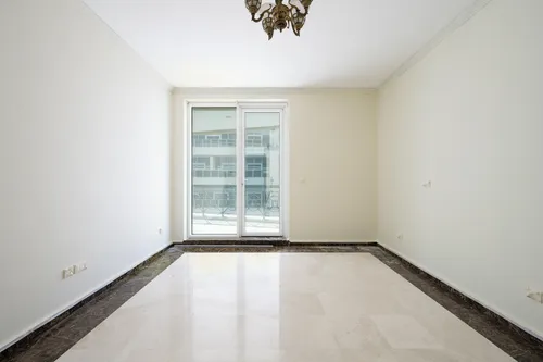 5 Bedrooms Penthouse in Al Seef Tower