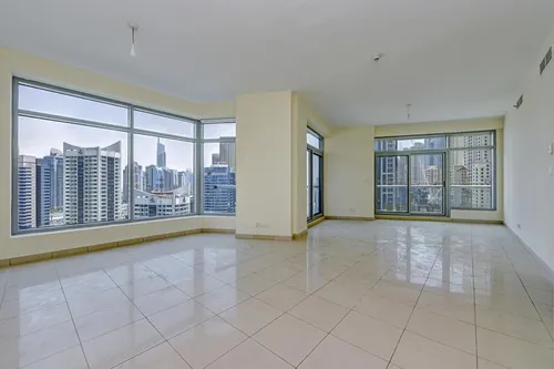 2 Bedrooms Apartment in Fairfield Tower