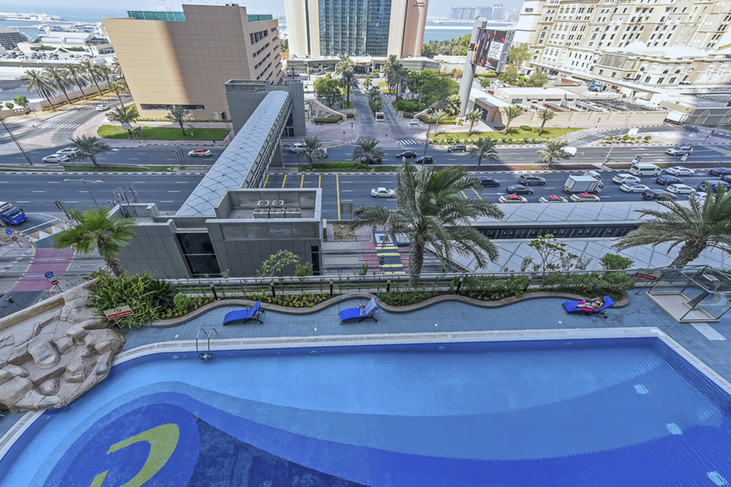 2 Bedrooms Apartment in Ocean Heights