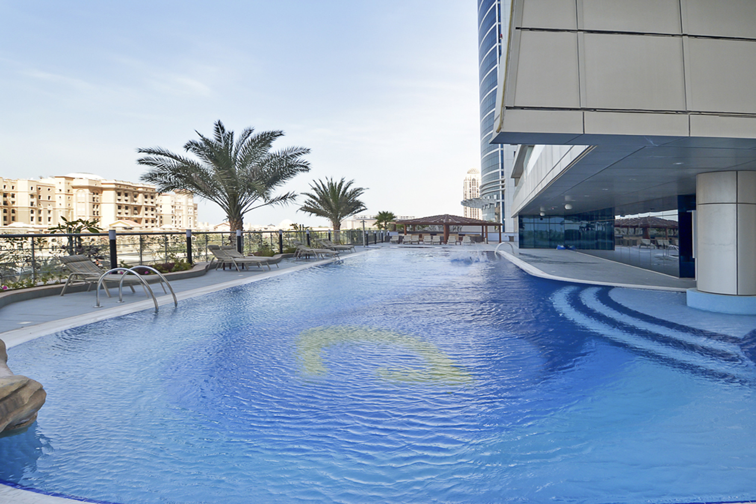 2 Bedrooms Apartment in Ocean Heights