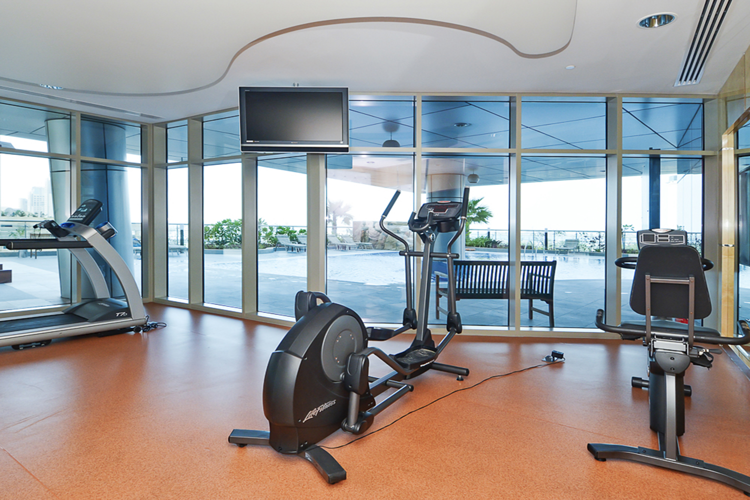 2 Bedrooms Apartment in Ocean Heights