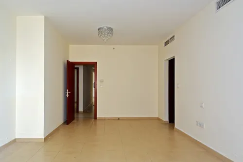 3 Bedrooms Apartment in Murjan 5