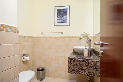 2 Bedrooms Apartment in Rimal 3