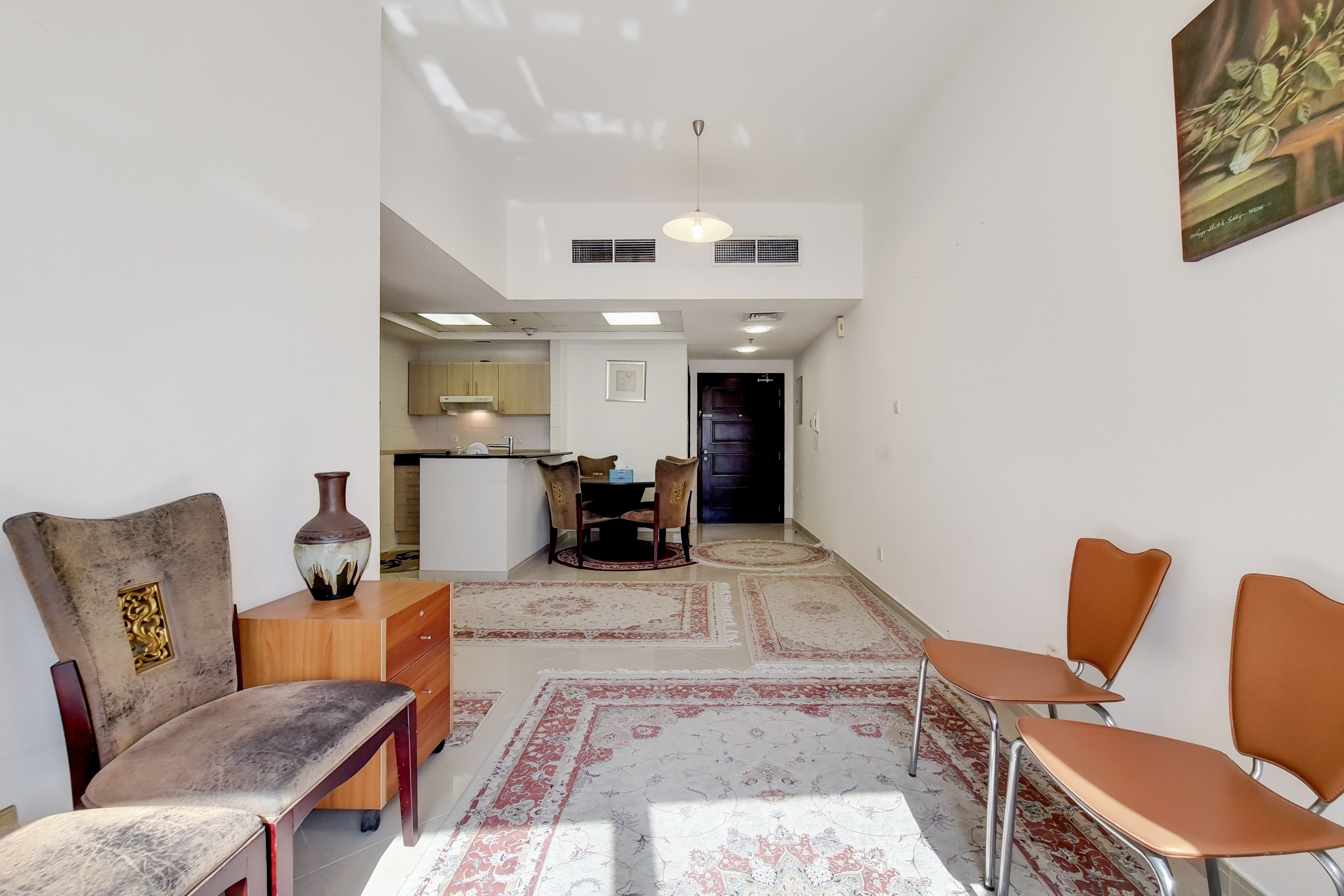 1 Bedroom Apartment in Concorde Tower