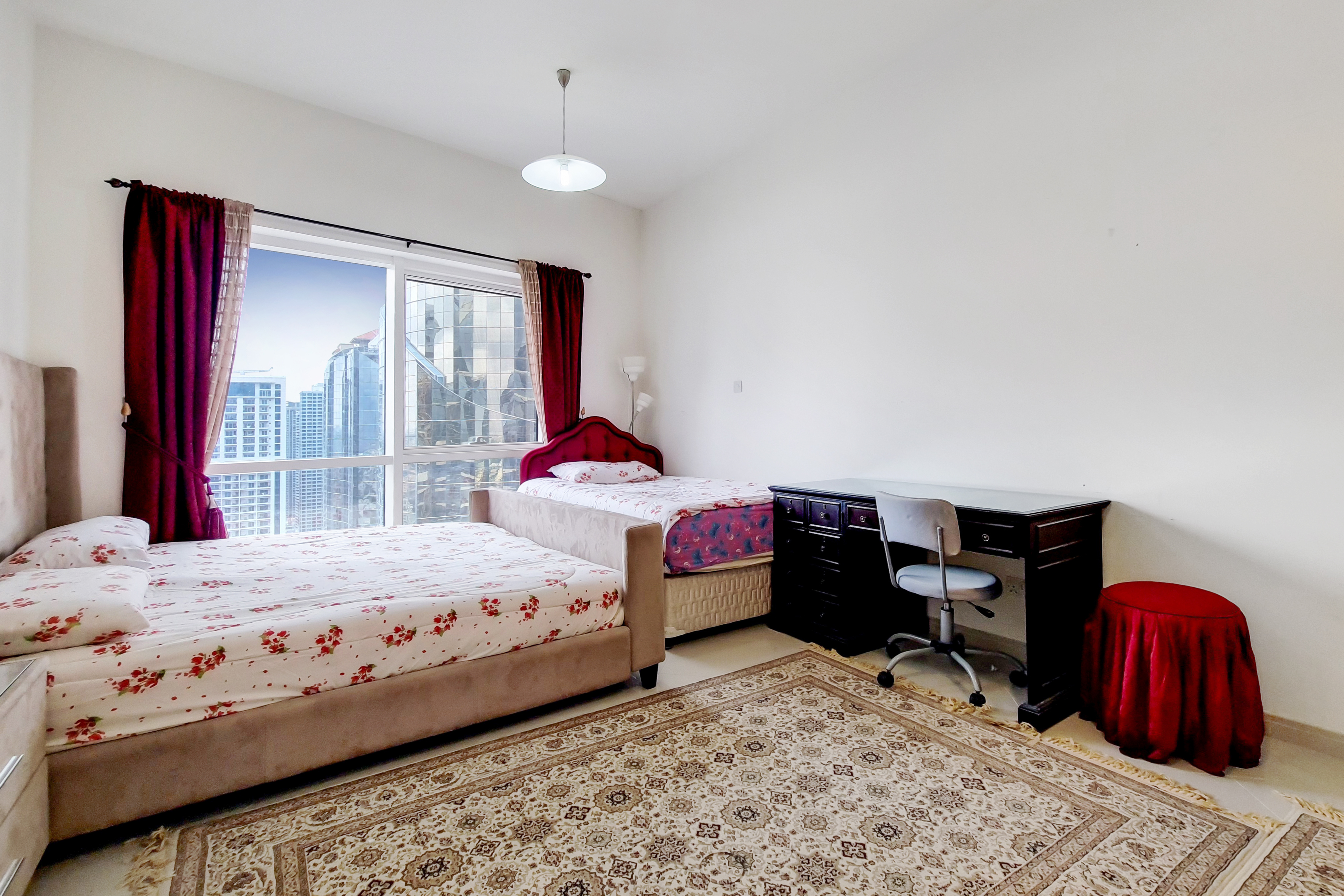 1 Bedroom Apartment in Concorde Tower