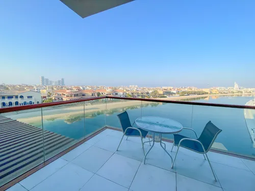  Apartment in Palm Views East