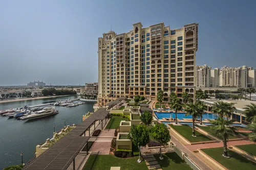 2 Bedrooms Apartment in Marina Residences 2