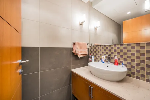 2 Bedrooms Apartment in Marina Residences 2