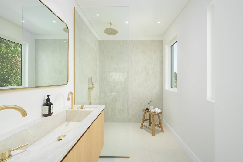 6 Bedrooms Villa in Al Mahra