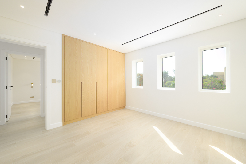 6 Bedrooms Villa in Al Mahra