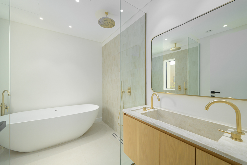 6 Bedrooms Villa in Al Mahra