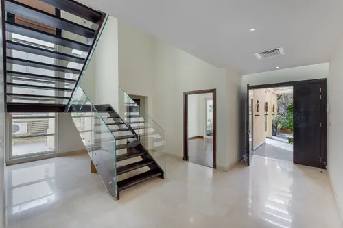 5 Bedrooms Villa in Saheel