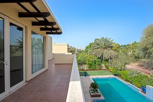 5 Bedrooms Villa in Saheel