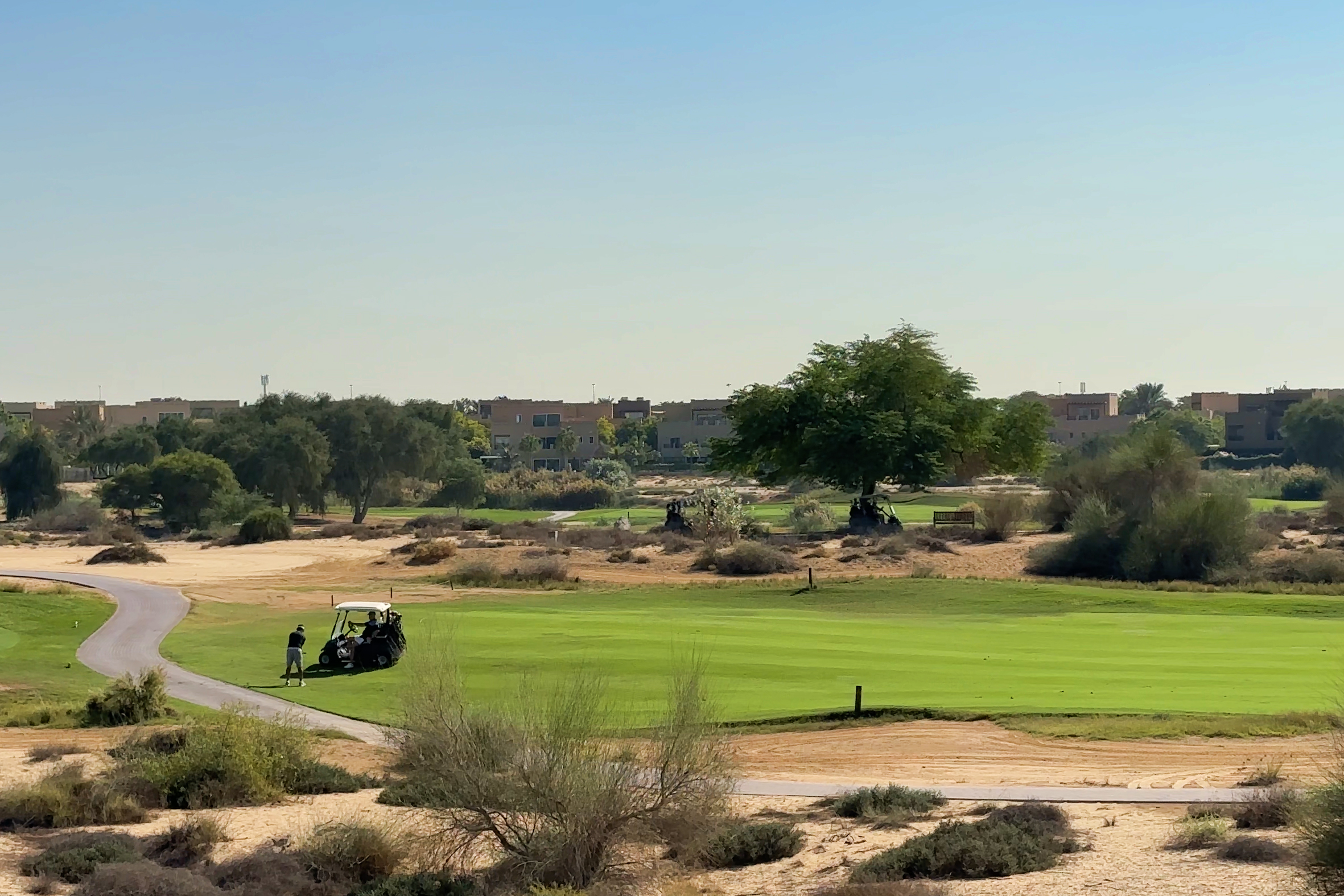 5 Bedrooms Villa in 1 Street