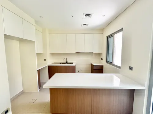 3 Bedrooms Townhouse in Reem Community