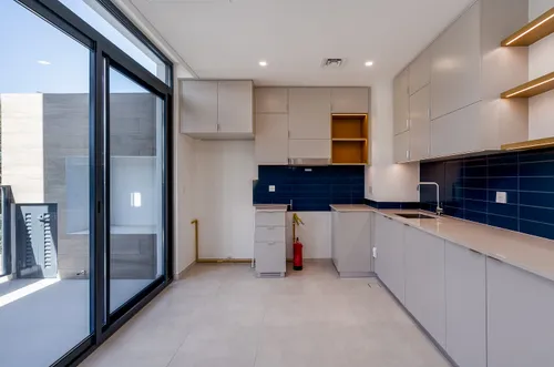 3 Bedrooms Villa in Bliss