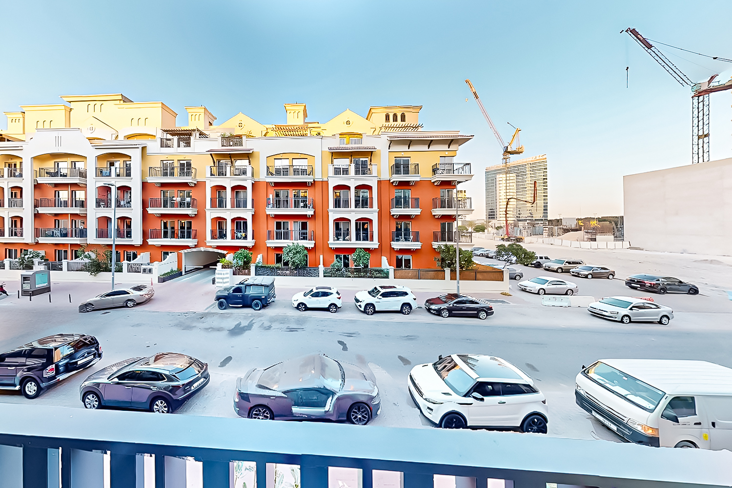  Apartment in Beverly Residence