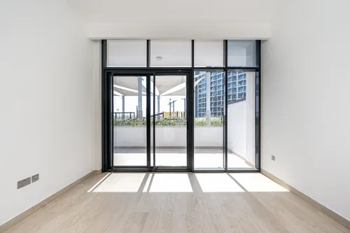 Apartment in Azizi Riviera 33