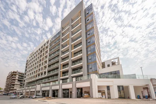 2 Bedrooms Apartment in Azizi Riviera 67