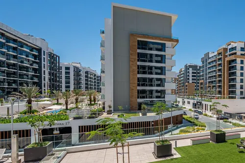 Apartment in Azizi Riviera 48