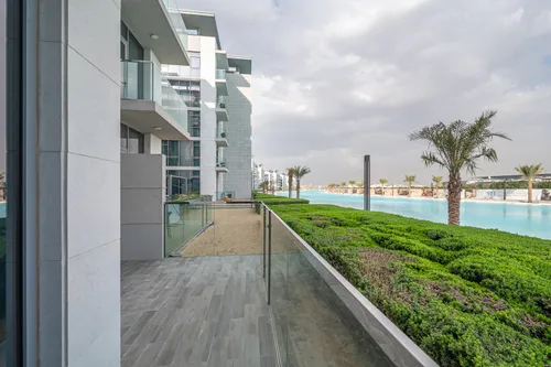 2 Bedrooms Apartment in Residences 18
