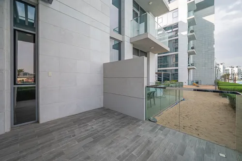 2 Bedrooms Apartment in Residences 18