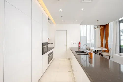 2 Bedrooms Apartment in Residences 18