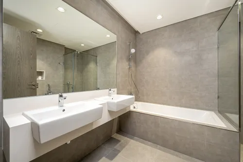 2 Bedrooms Apartment in Residences 18