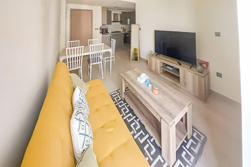 3 Bedrooms Apartment in Azizi Riviera 32