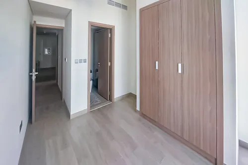 3 Bedrooms Apartment in Azizi Riviera 32