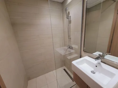 Apartment in Azizi Riviera 33