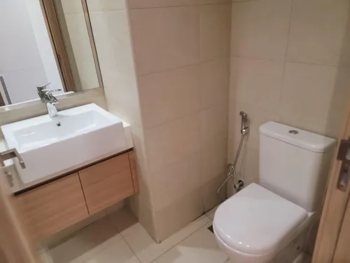 Apartment in Azizi Riviera 33