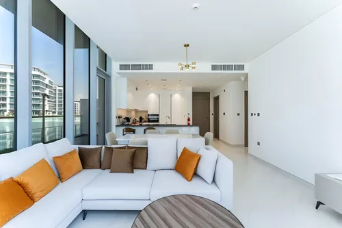 3 Bedrooms Apartment in Residences 13