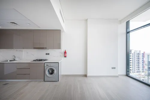  Apartment in Azizi Riviera 33