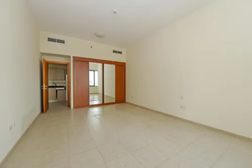 High floor | Vacant in August 2026 | Rented