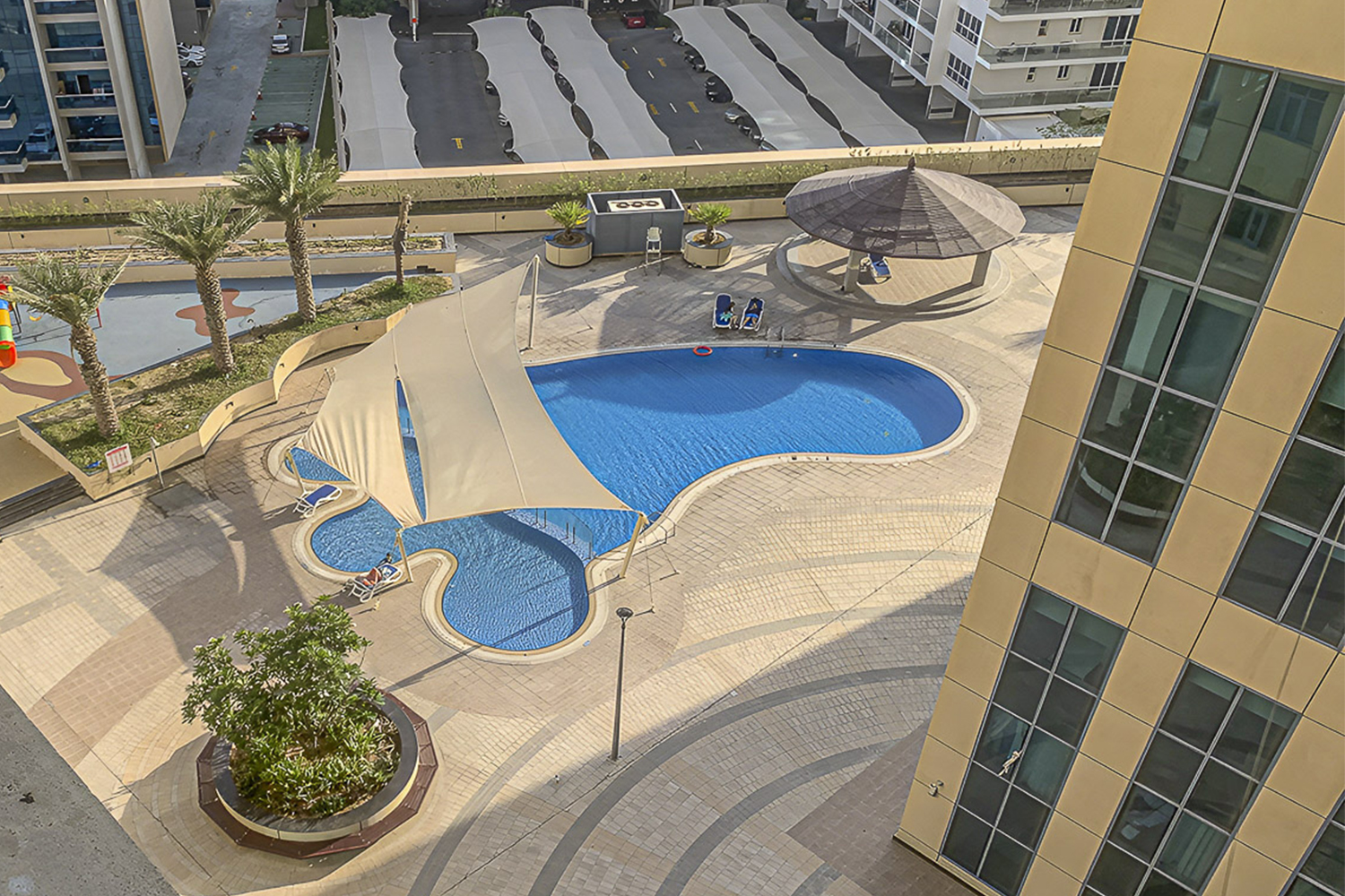 1 Bedroom Apartment in Palace Tower 2
