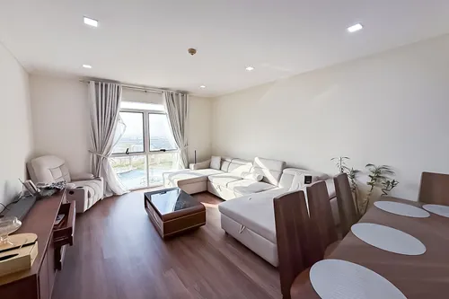 Fully Furnished 2BHK in Springs Tower, DSO