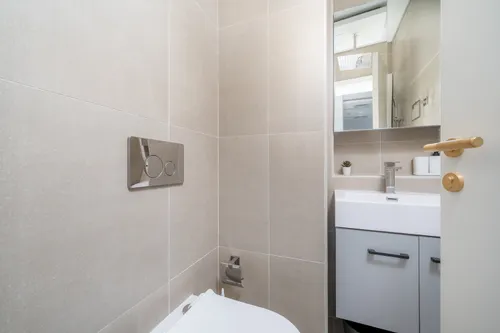 1 Bedroom Apartment in PG Upperhouse