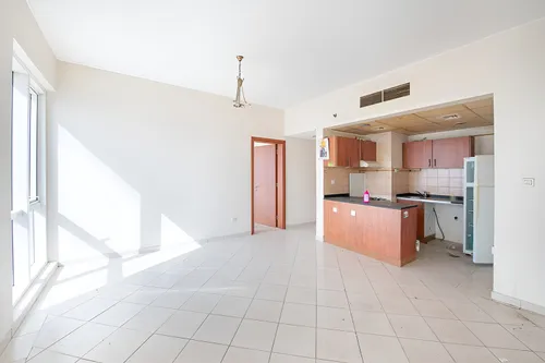 2 Bedrooms Apartment in The Crescent B