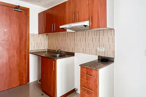  Apartment in Lakeside Tower B