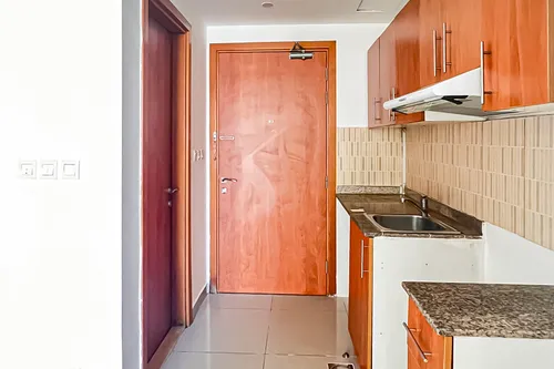  Apartment in Lakeside Tower B